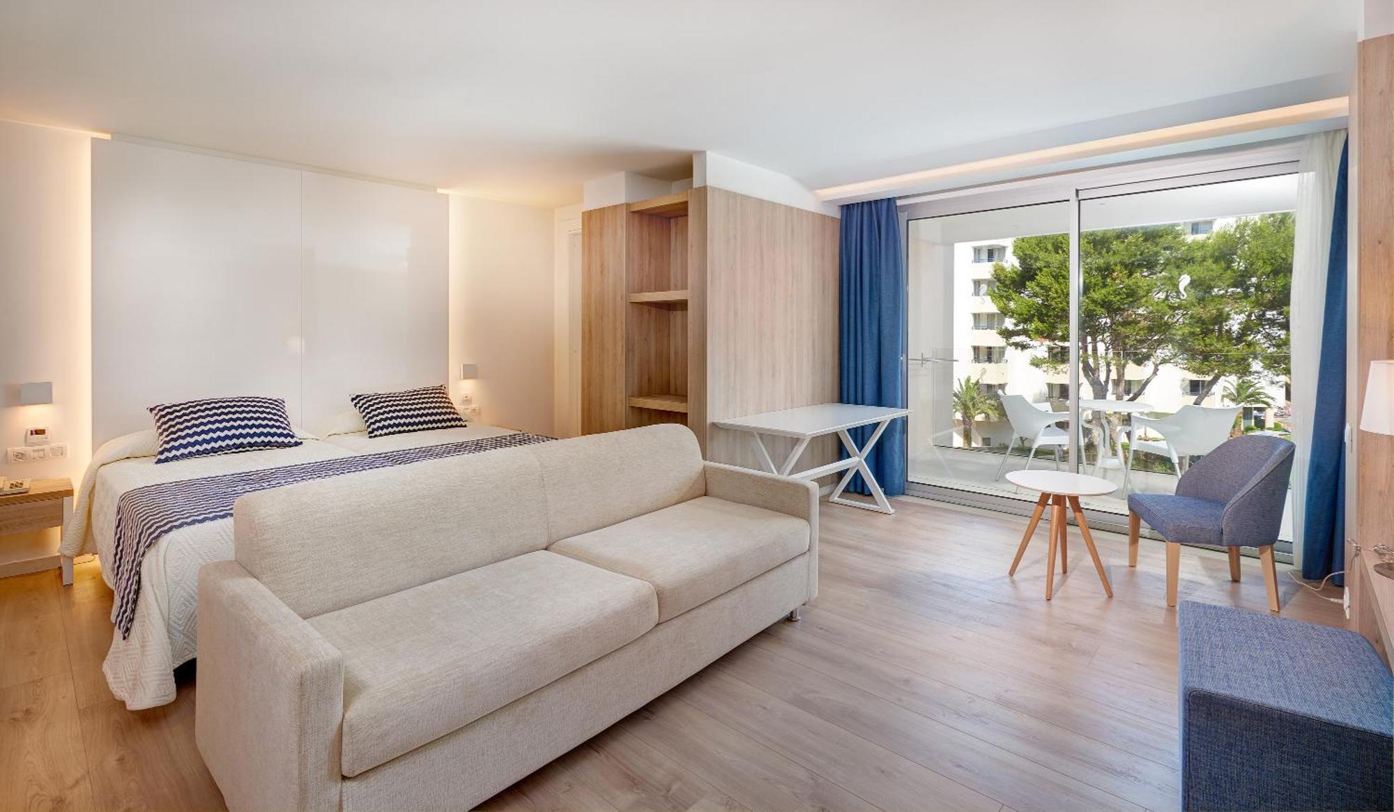Hipotels Bahia Cala Millor - Adults Only Dış mekan fotoğraf